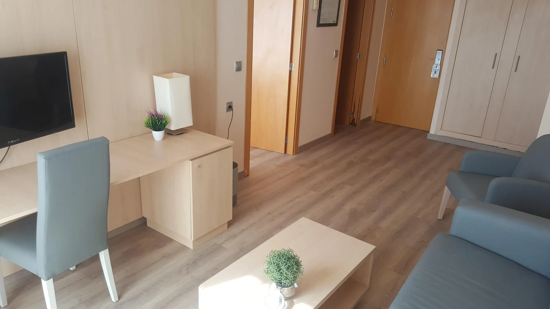 Aparthotel Advise Reina Vera