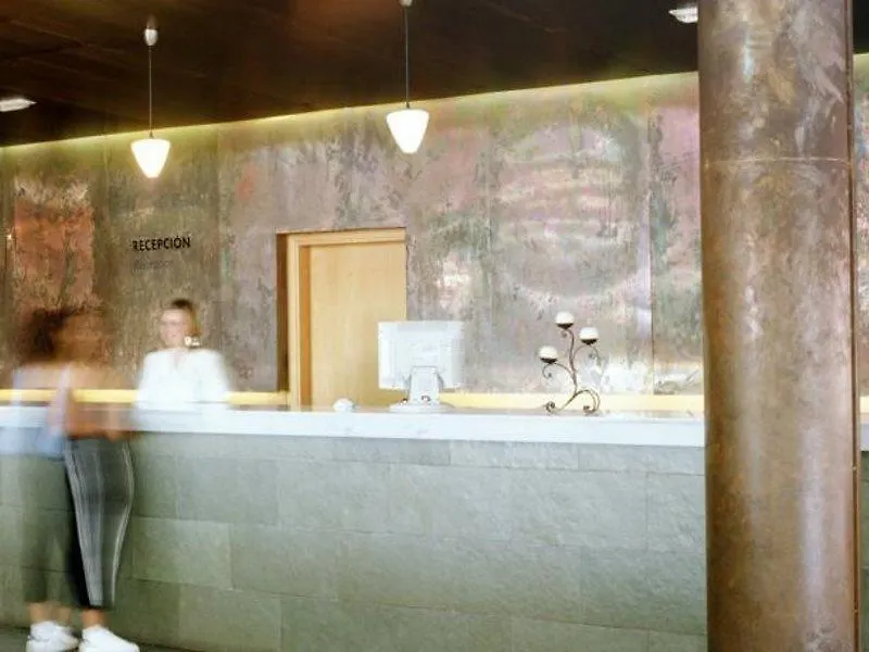 Aparthotel Advise Reina Vera
