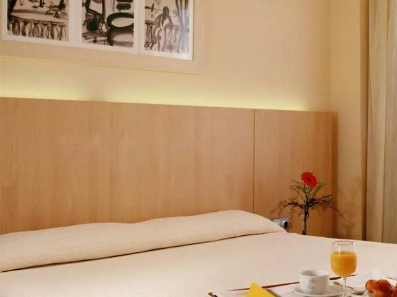 Aparthotel Advise Reina Vera